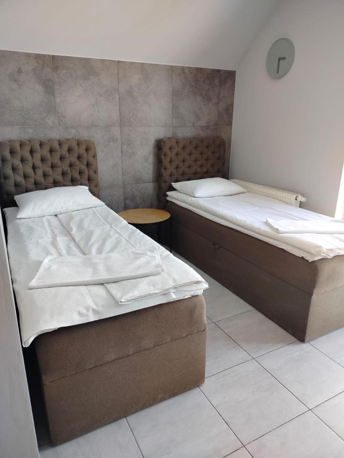 Minihostel Zary Eksteriør billede